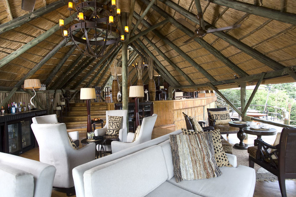 Serena Mivumo River Lodge Mkalinzu Exterior foto