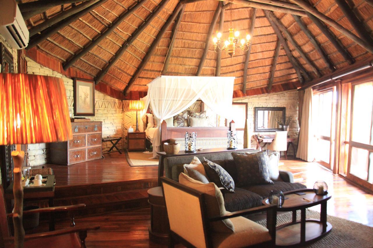 Serena Mivumo River Lodge Mkalinzu Exterior foto